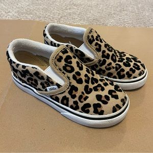 Vans unisex slip-on sneakers - size 9 toddler